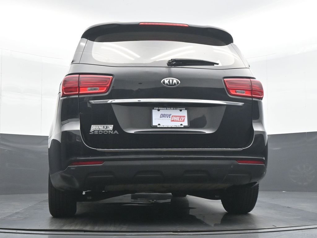 Used 2020 Kia Sedona L FWD image 30