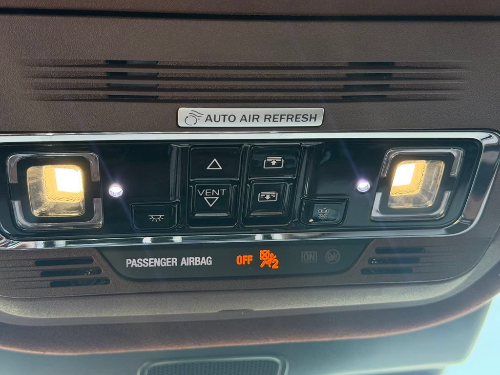 Used 2024 Lincoln Aviator Black Label w/ Jet Package AWD/4WD image 39