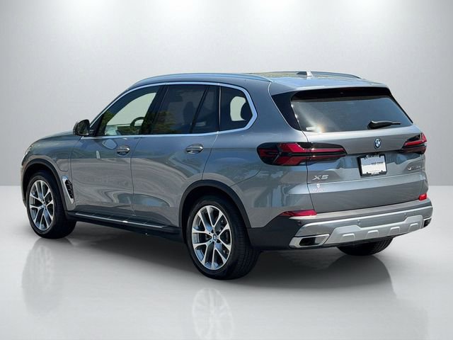 Used 2025 BMW X5 xDrive50e AWD/4WD image 5
