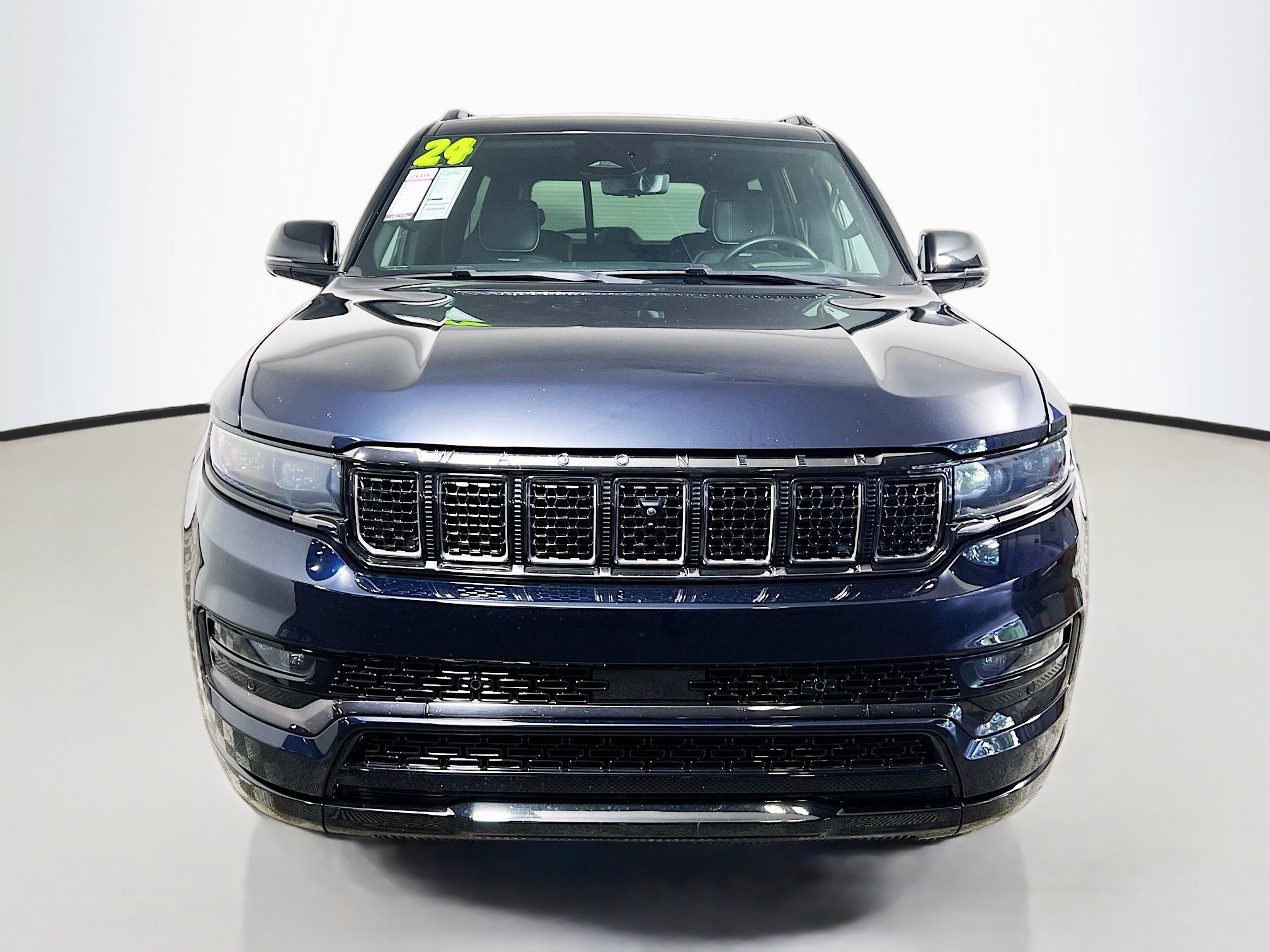 Used 2024 Jeep Grand Wagoneer Series II w/ Quick Order Packagew 28T AWD/4WD image 11