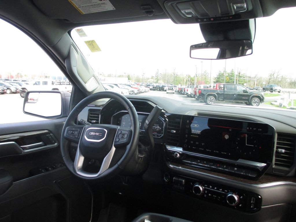 Used 2025 GMC Sierra 1500 Elevation image 21