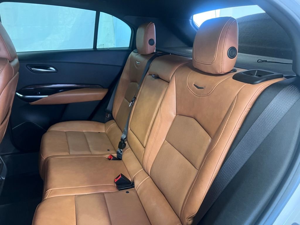 Used 2023 Cadillac XT4 Sport image 39