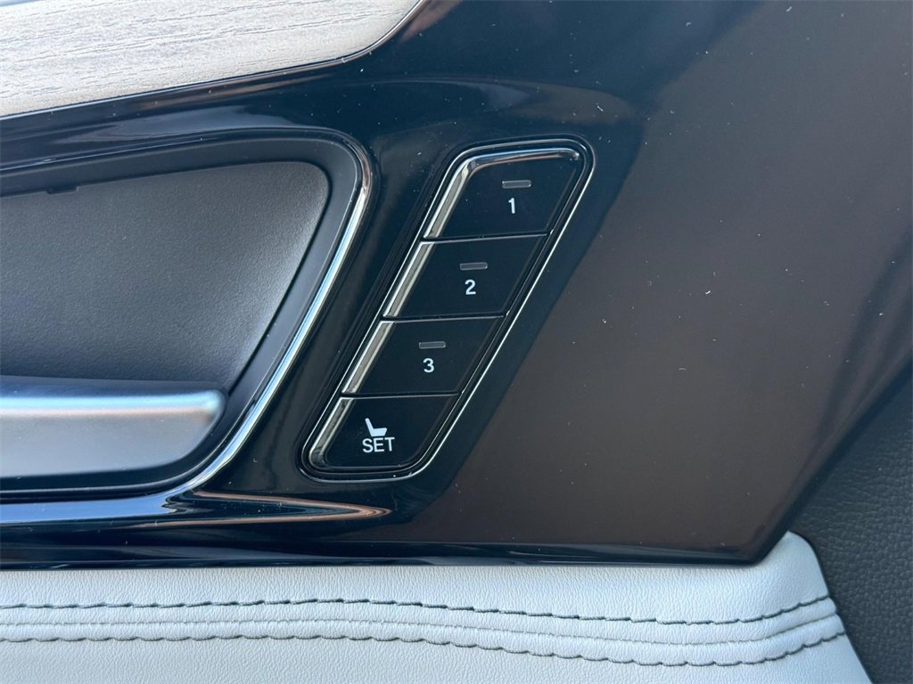 New 2026 Acura MDX w/ Advance Package image 11