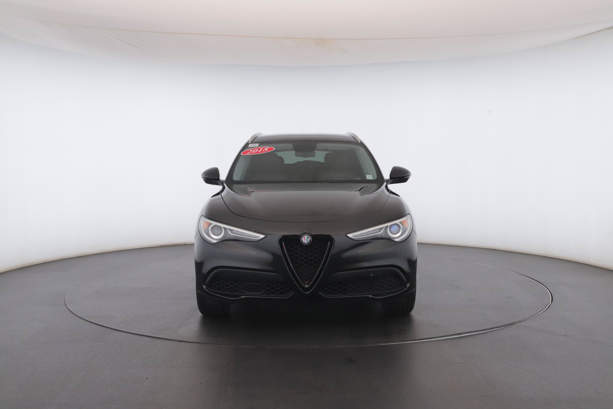 Used 2018 Alfa Romeo Stelvio AWD image 22