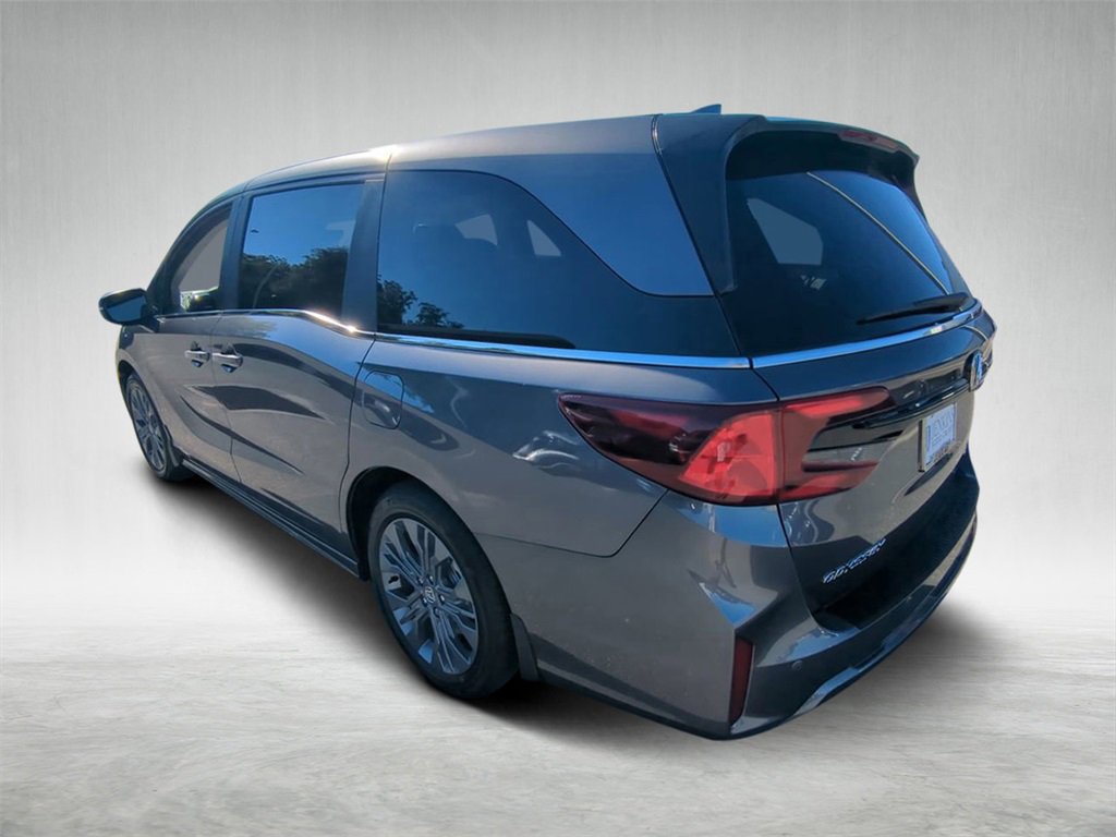 New 2026 Honda Odyssey Touring image 6