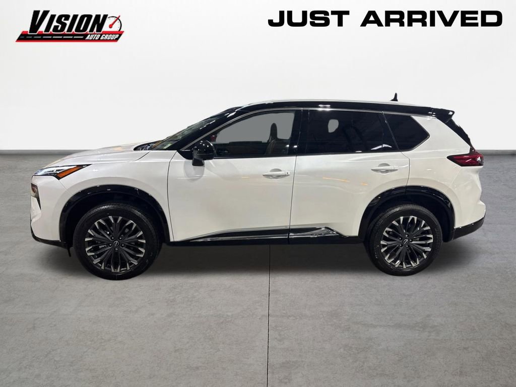 New 2026 Nissan Rogue Platinum image 8