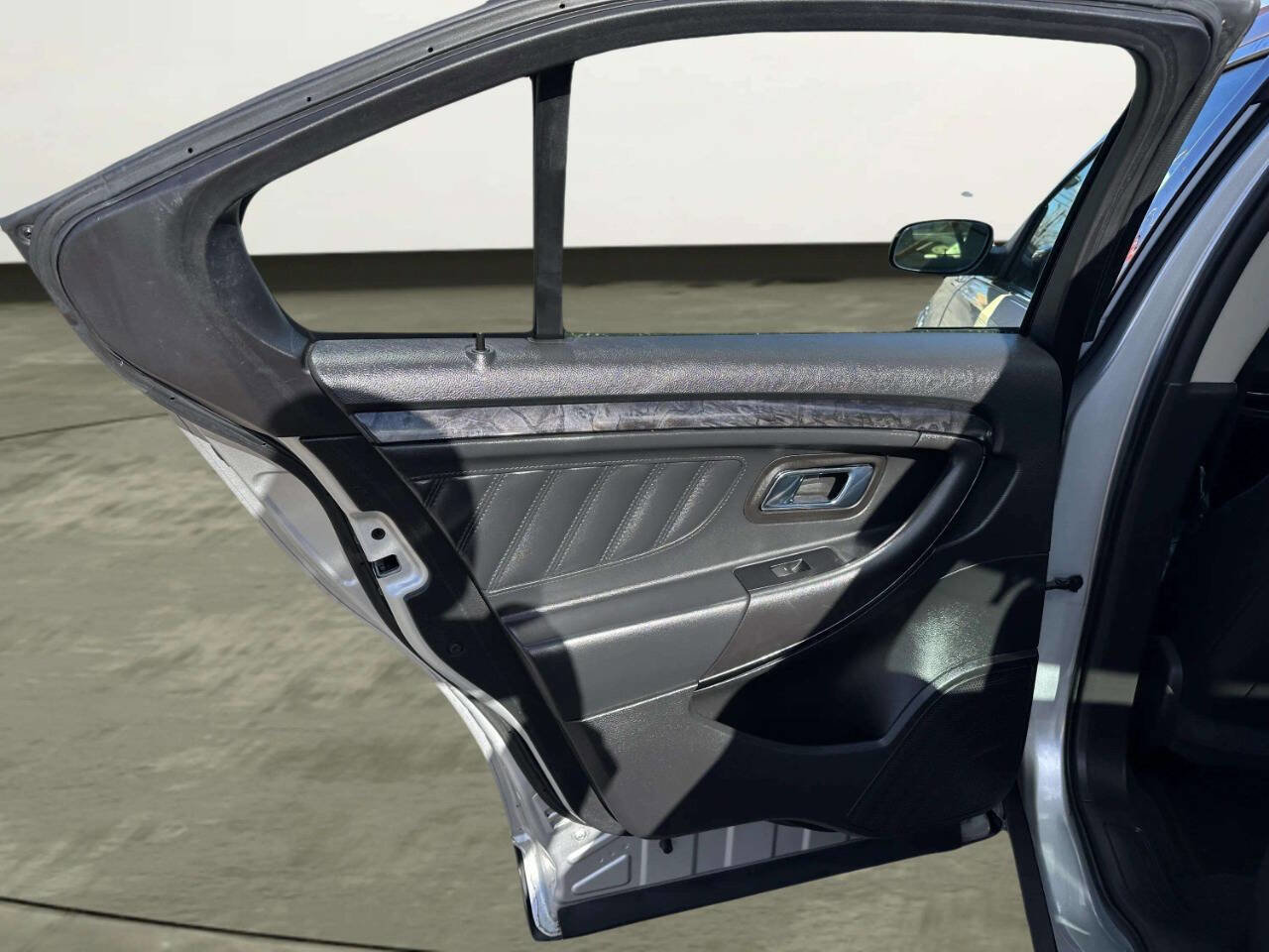 Used 2012 Ford Taurus Limited image 12