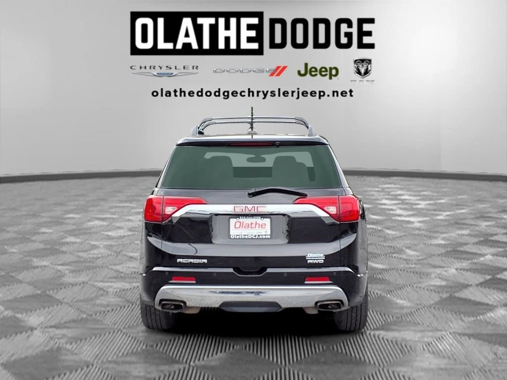 Used 2017 GMC Acadia Denali w/ Technology Package AWD/4WD image 27