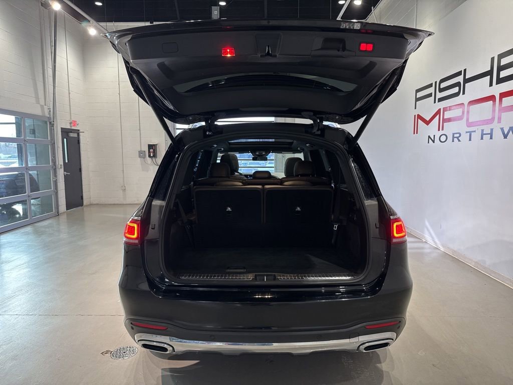 Used 2023 Mercedes-Benz GLS 450 4MATIC w/ AMG Line Exterior image 38