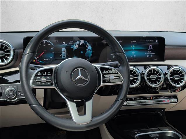 Used 2022 Mercedes-Benz A 220 image 14