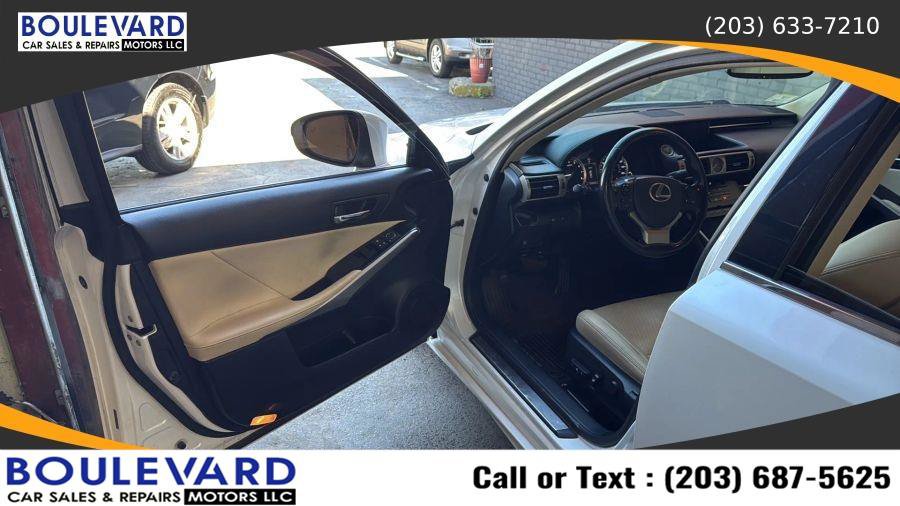 Used 2016 Lexus IS 300 AWD w/ Navigation System Package image 24