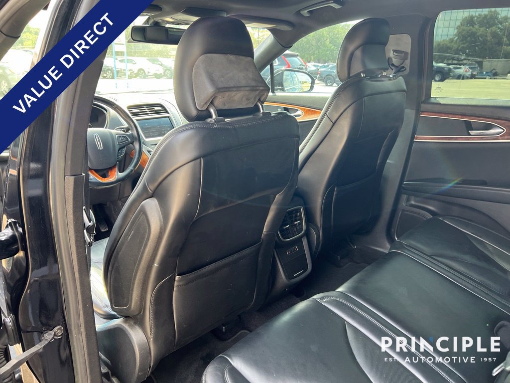 Used 2016 Lincoln MKX Select FWD image 18