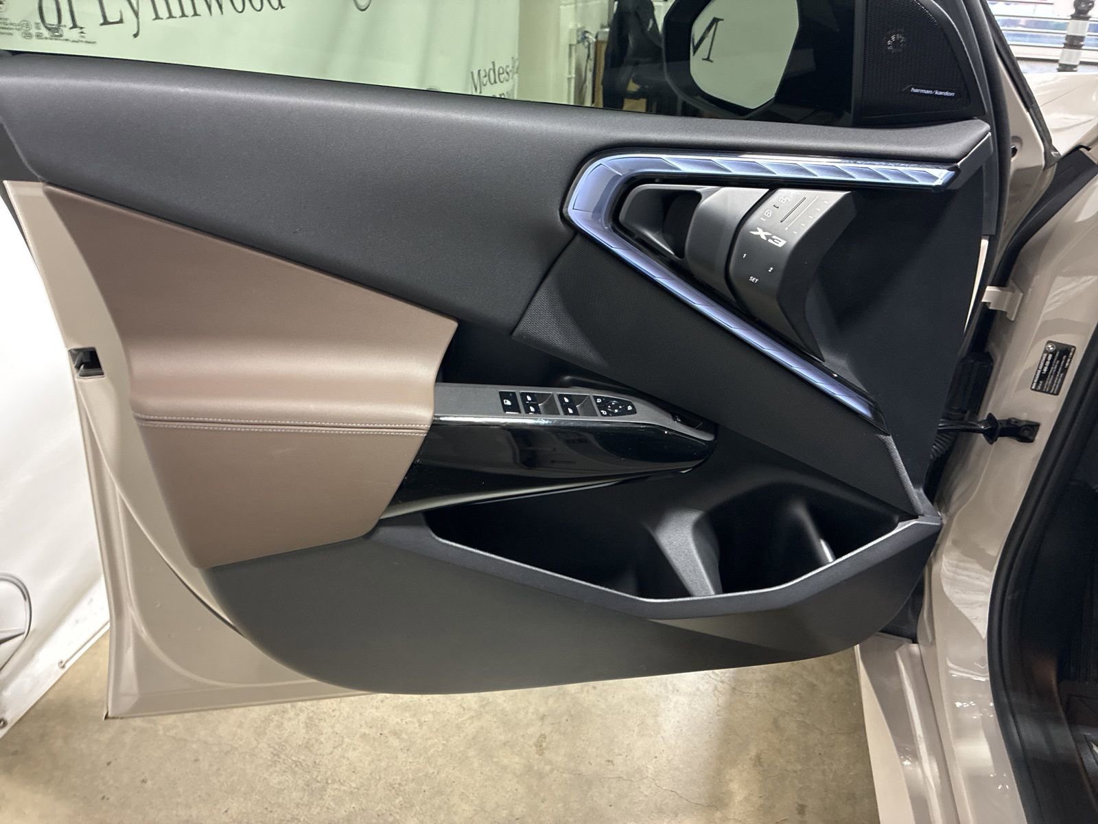 Used 2025 BMW X3 M50 w/ Premium Package image 16