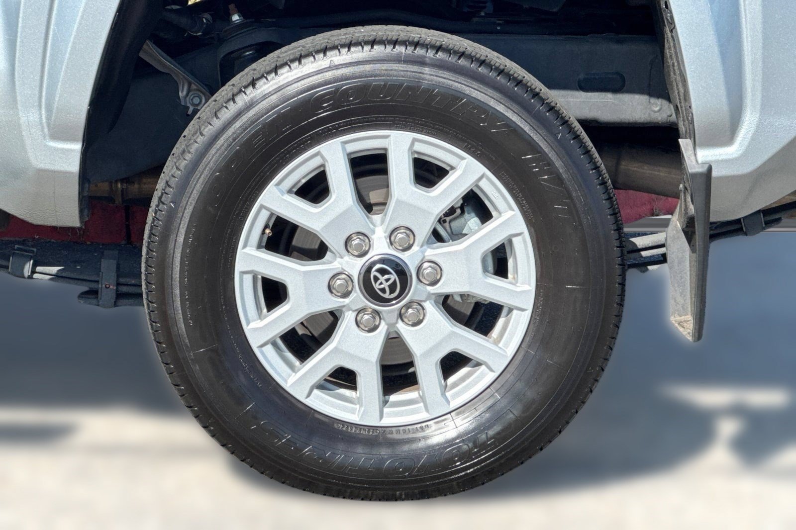 Used 2024 Toyota Tacoma SR RWD image 13