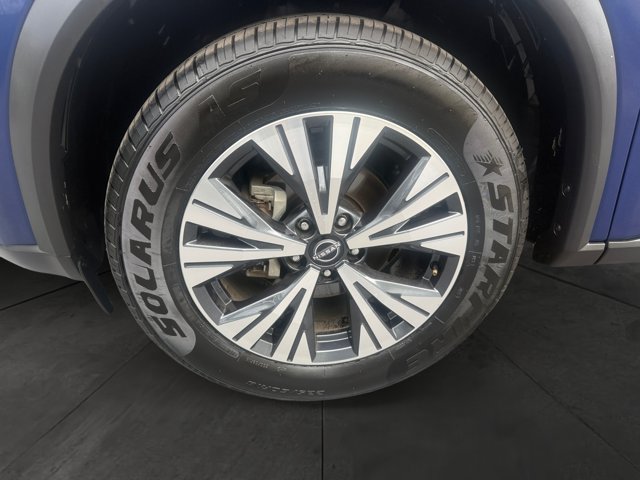 Used 2023 Nissan Rogue SV AWD/4WD image 9