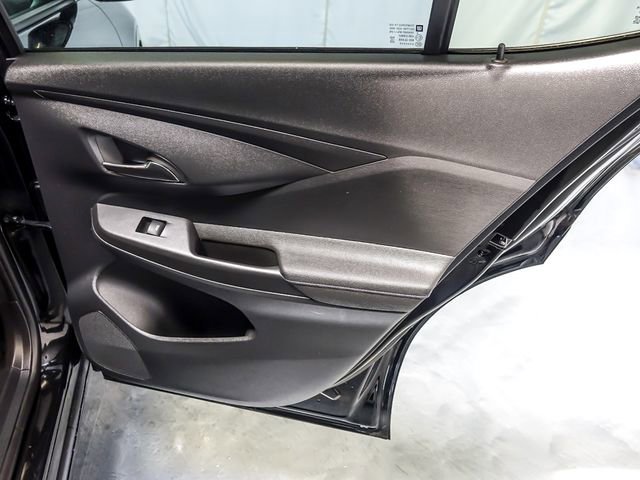 Certified 2025 Buick Envista Sport Touring w/ Convenience I Package FWD image 30