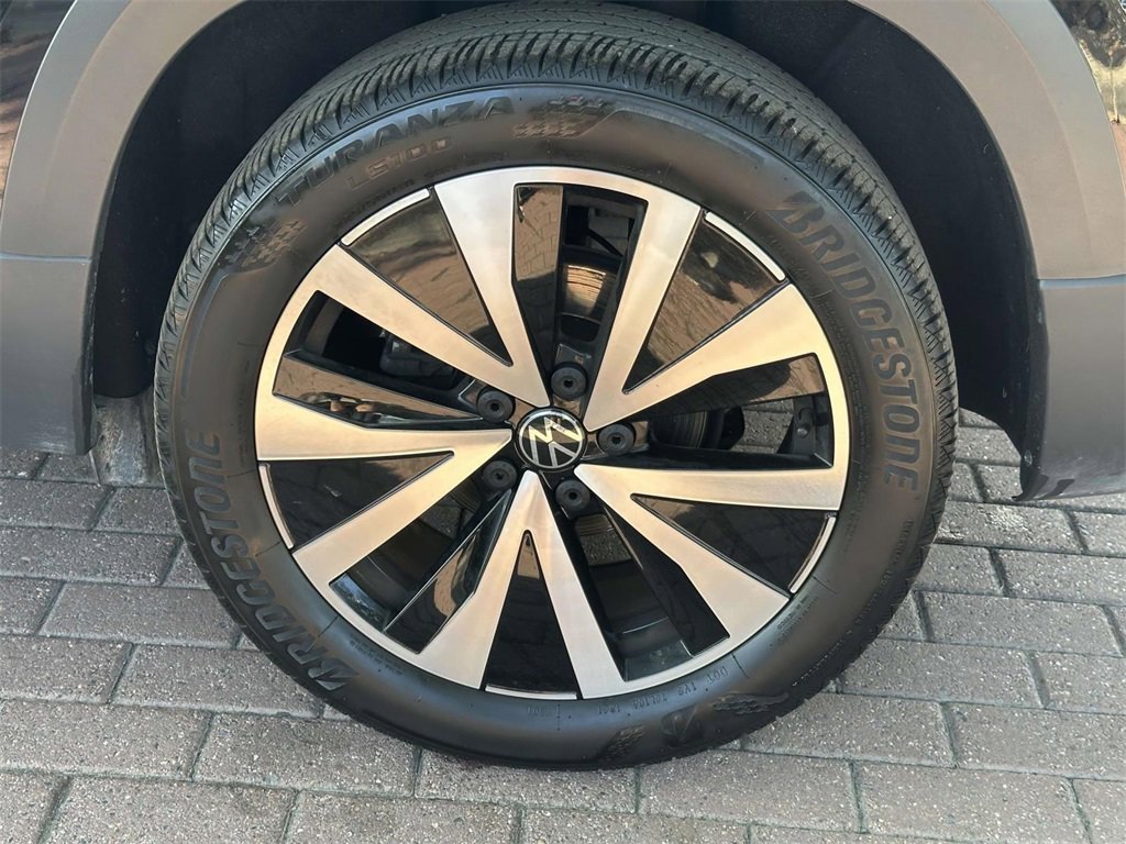 Used 2022 Volkswagen Taos SE image 27