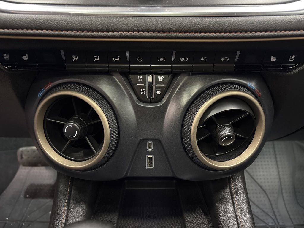 Used 2023 Chevrolet Blazer Premier w/ Driver Confidence II Package image 18
