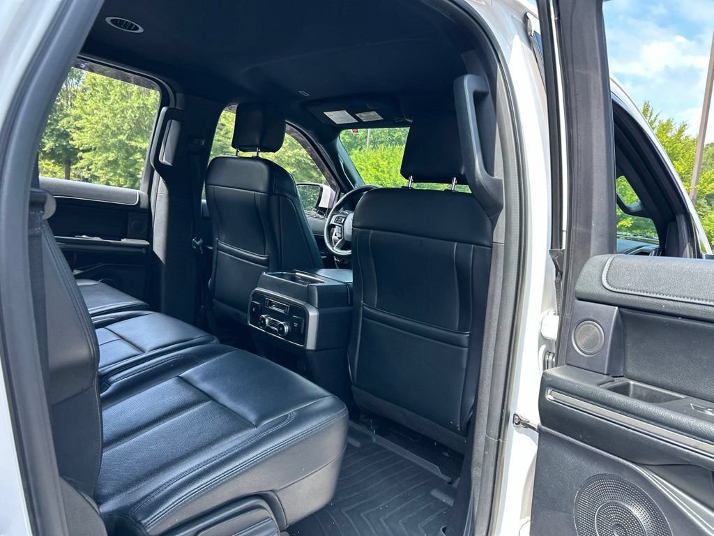 Used 2019 Ford Expedition Max XLT w/ Equipment Group 202A AWD/4WD image 53