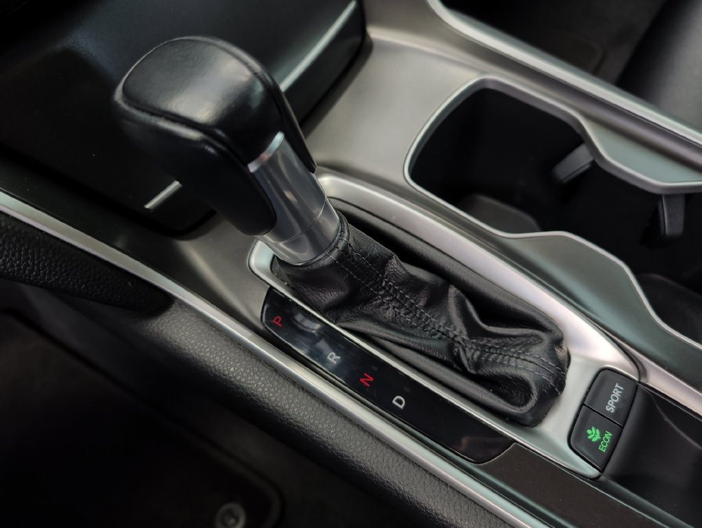 Used 2020 Honda Accord Sport image 29