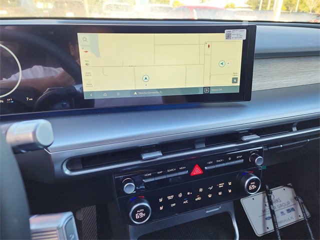 New 2026 Hyundai Ioniq 9 Limited image 19