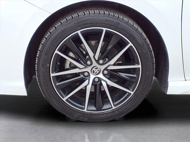 Used 2023 Toyota Camry SE image 12