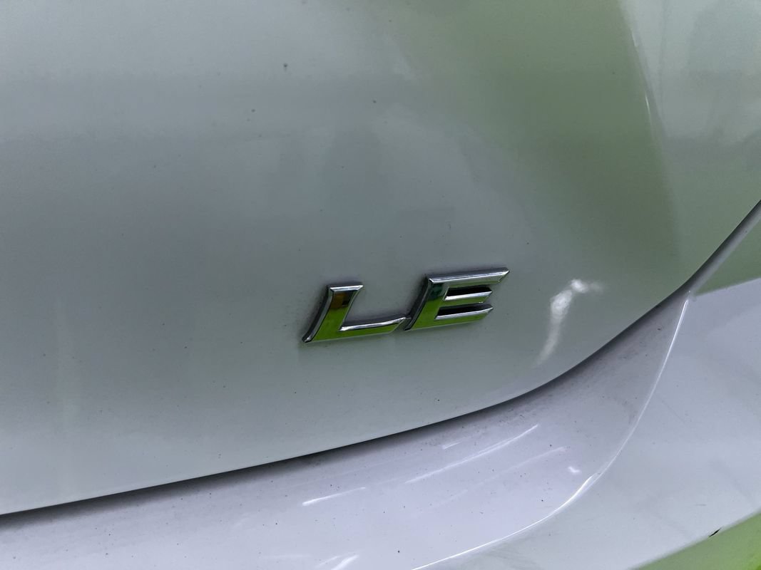 Used 2025 Toyota Camry LE FWD image 14