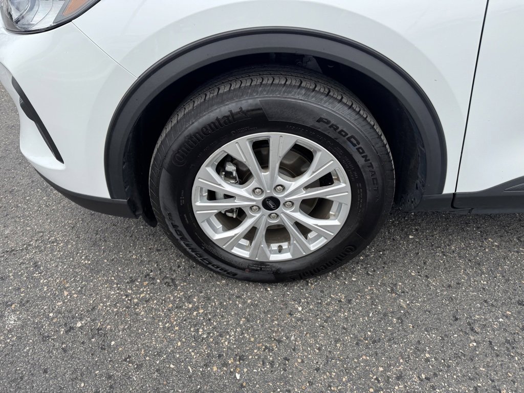 Certified 2023 Ford Escape Active w/ Tech Pack #2 image 11