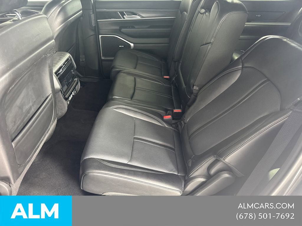 Used 2024 Jeep Wagoneer Series II w/ Flexible Seating Group AWD/4WD image 24