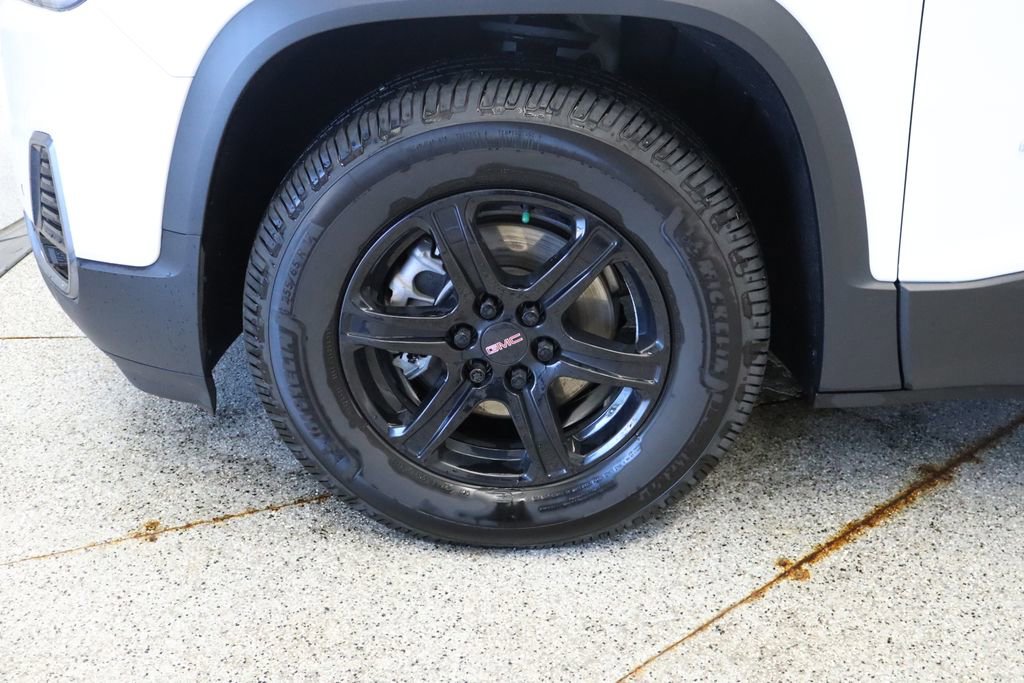 Used 2022 GMC Acadia AT4 w/ Technology Package AWD/4WD image 14