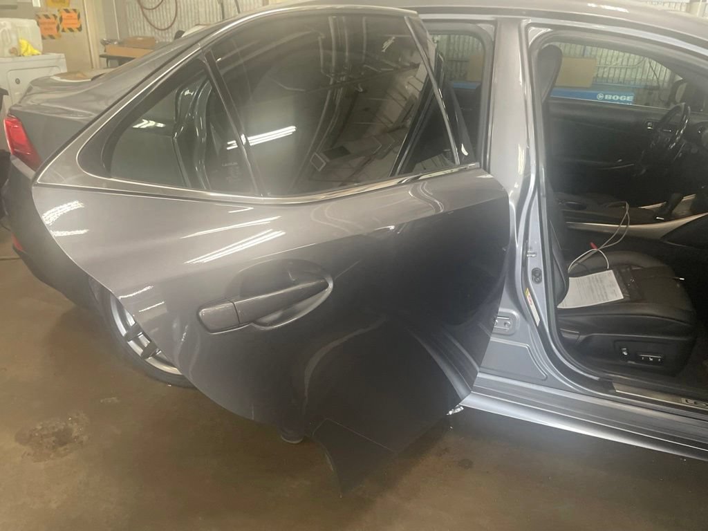 Used 2016 Lexus IS 350 AWD image 21