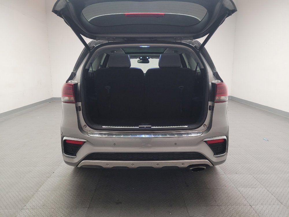 Used 2019 Kia Sorento SX image 29