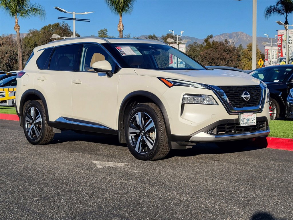 Used 2022 Nissan Rogue Platinum w/ Head-Up Display Package image 33