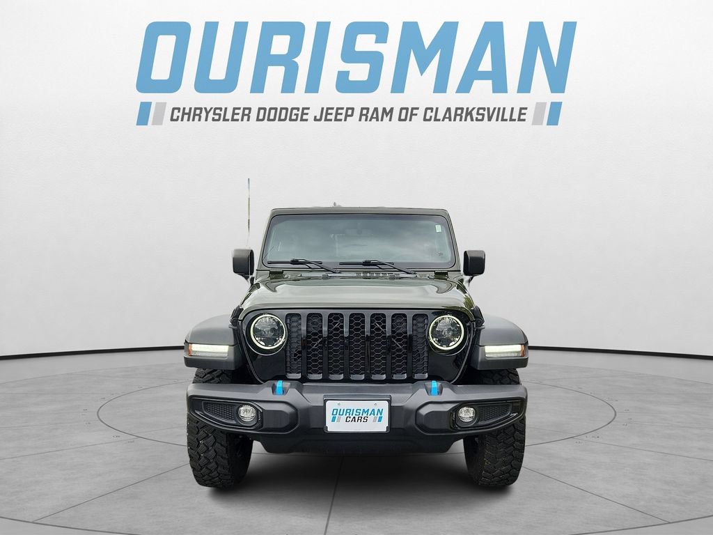 Used 2023 Jeep Wrangler Unlimited w/ Cold Weather Group AWD/4WD image 2