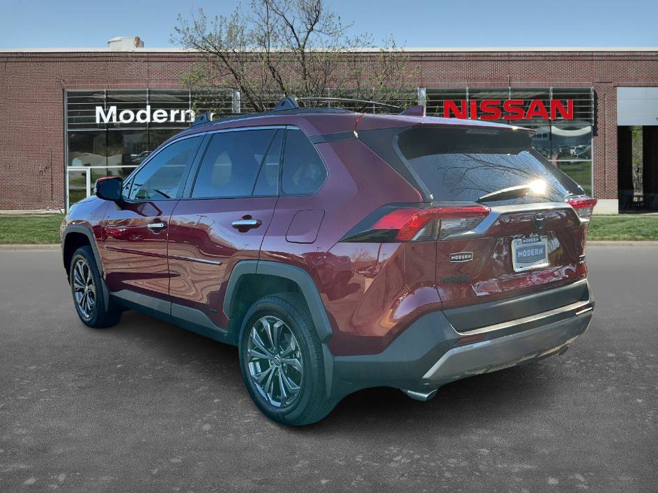 Used 2023 Toyota RAV4 Limited image 2