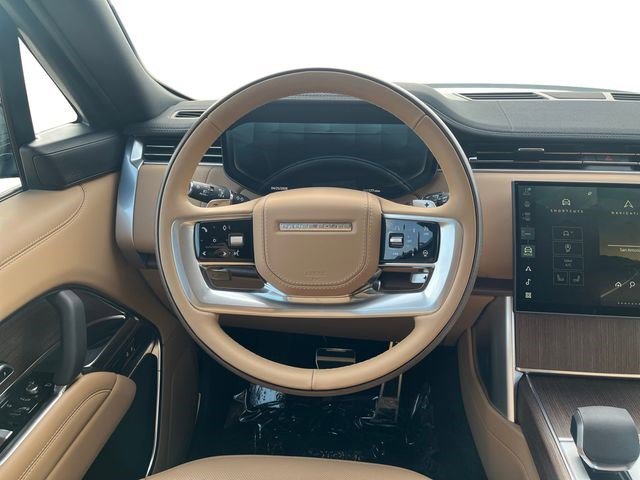 Used 2026 Land Rover Range Rover Long Wheelbase SE AWD/4WD image 15