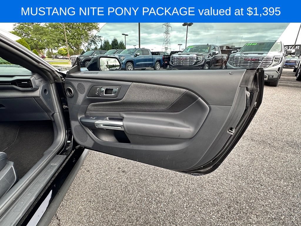 Used 2024 Ford Mustang GT RWD image 14