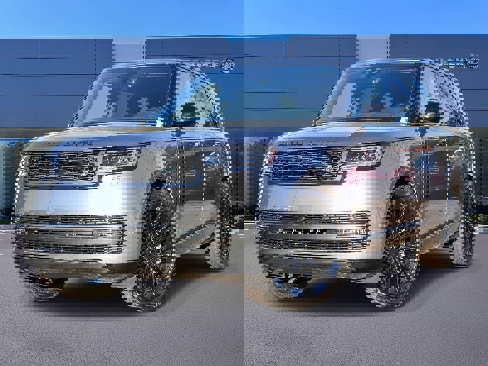 New 2026 Land Rover Range Rover SE