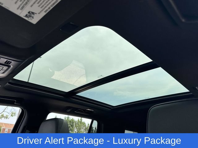 Certified 2022 Chevrolet Tahoe RST w/ Luxury Package AWD/4WD image 14