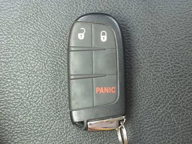 Certified 2022 Jeep Compass Latitude FWD image 34