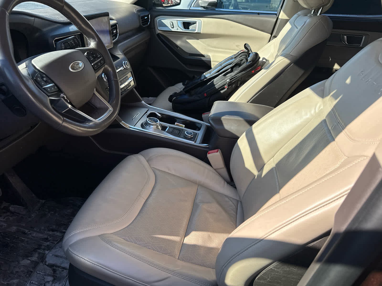 Used 2020 Ford Explorer Platinum image 8