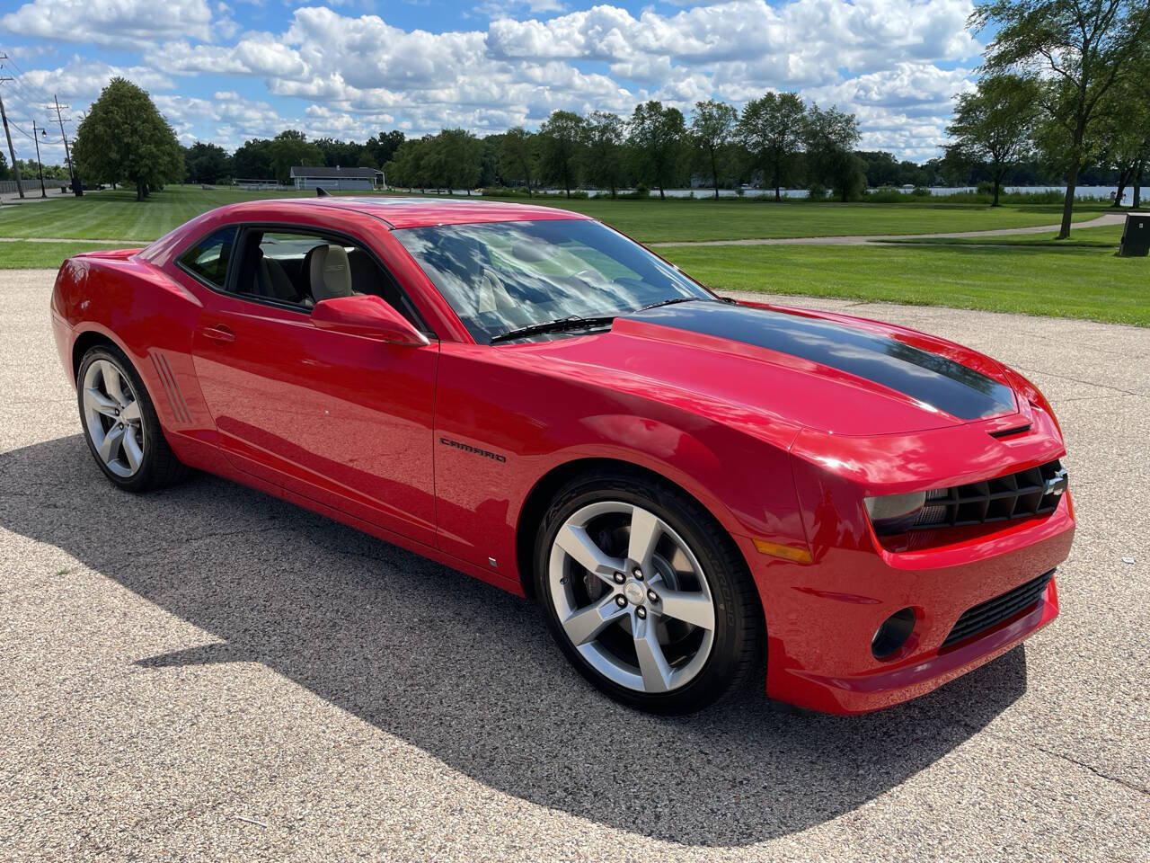 Used 2010 Chevrolet Camaro SS w/ LPO, Ground Effects Package RWD image 54