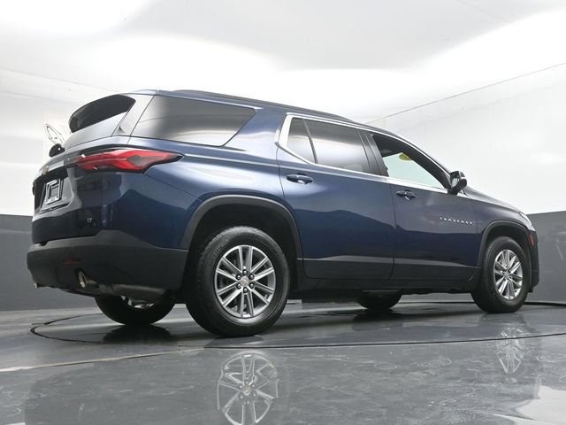 Used 2023 Chevrolet Traverse LT FWD image 40