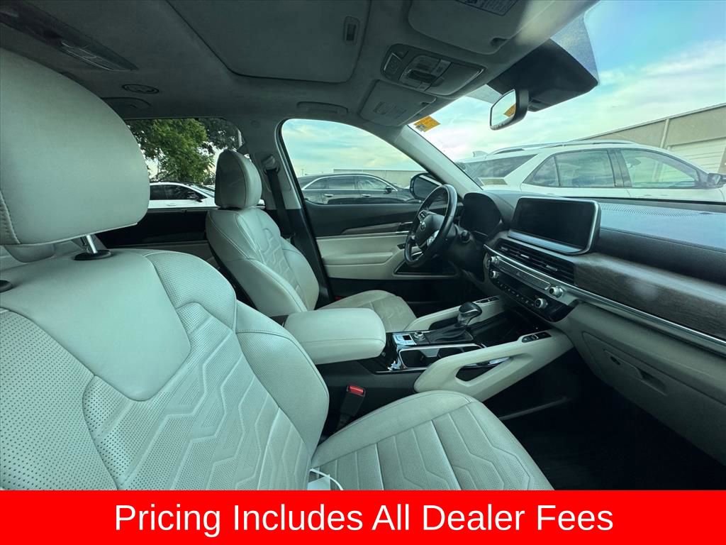 Used 2020 Kia Telluride SX w/ SX Prestige Package AWD/4WD image 3
