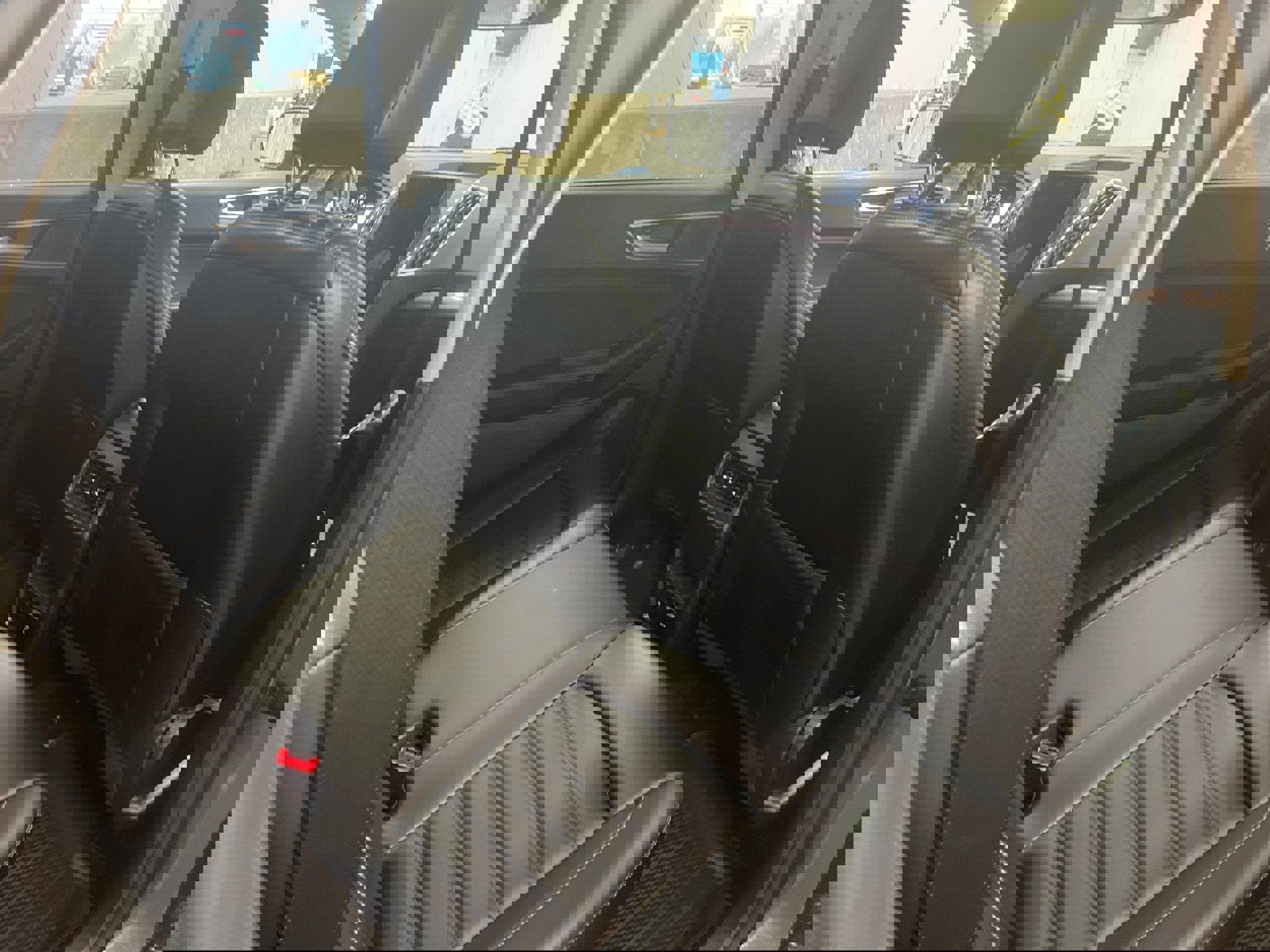 Used 2023 Ford Edge SEL w/ Convenience Package image 30