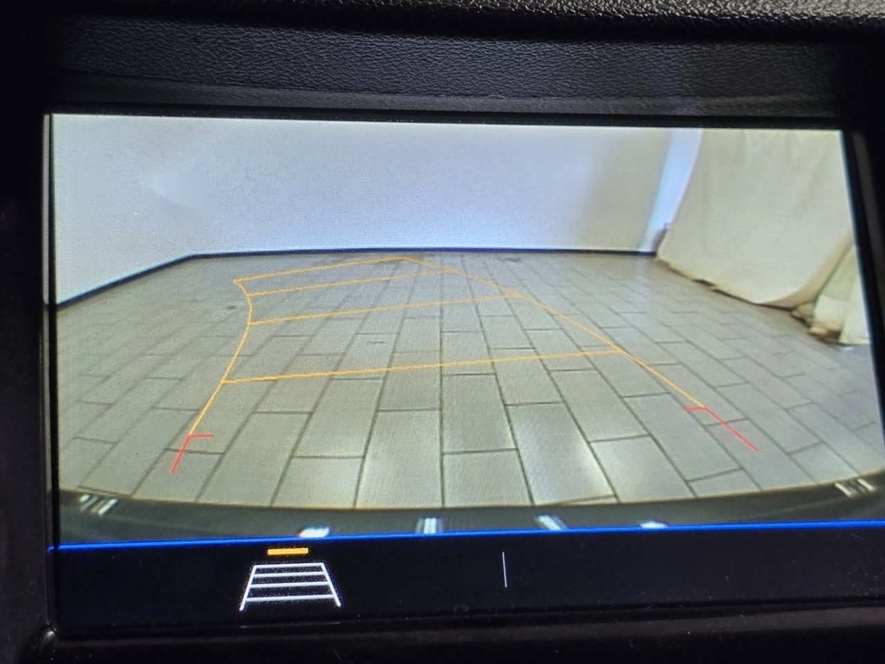 Used 2019 Chevrolet Trax LT w/ Driver Confidence Package image 5