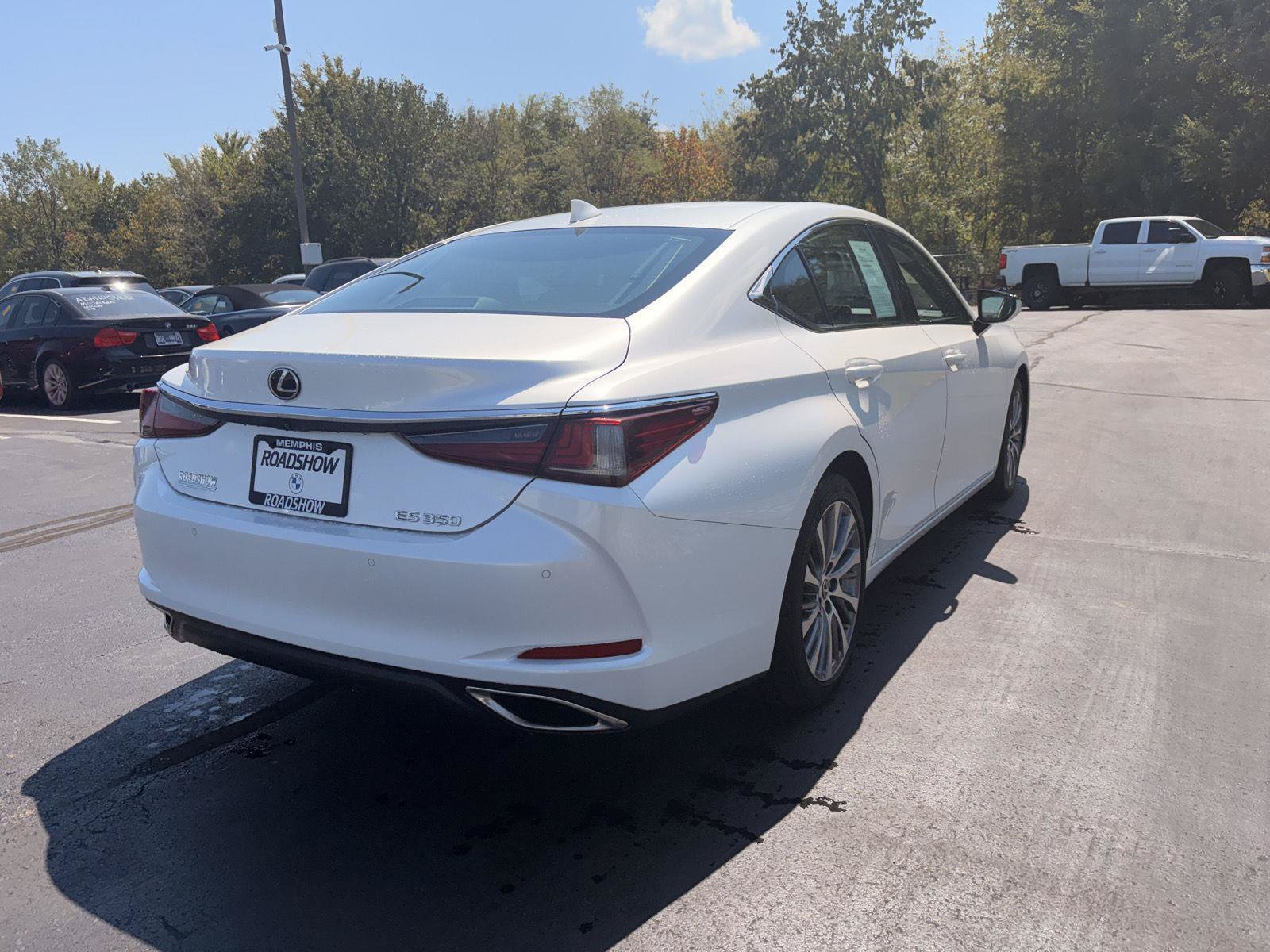 Used 2019 Lexus ES 350 w/ Accessory Package FWD image 5
