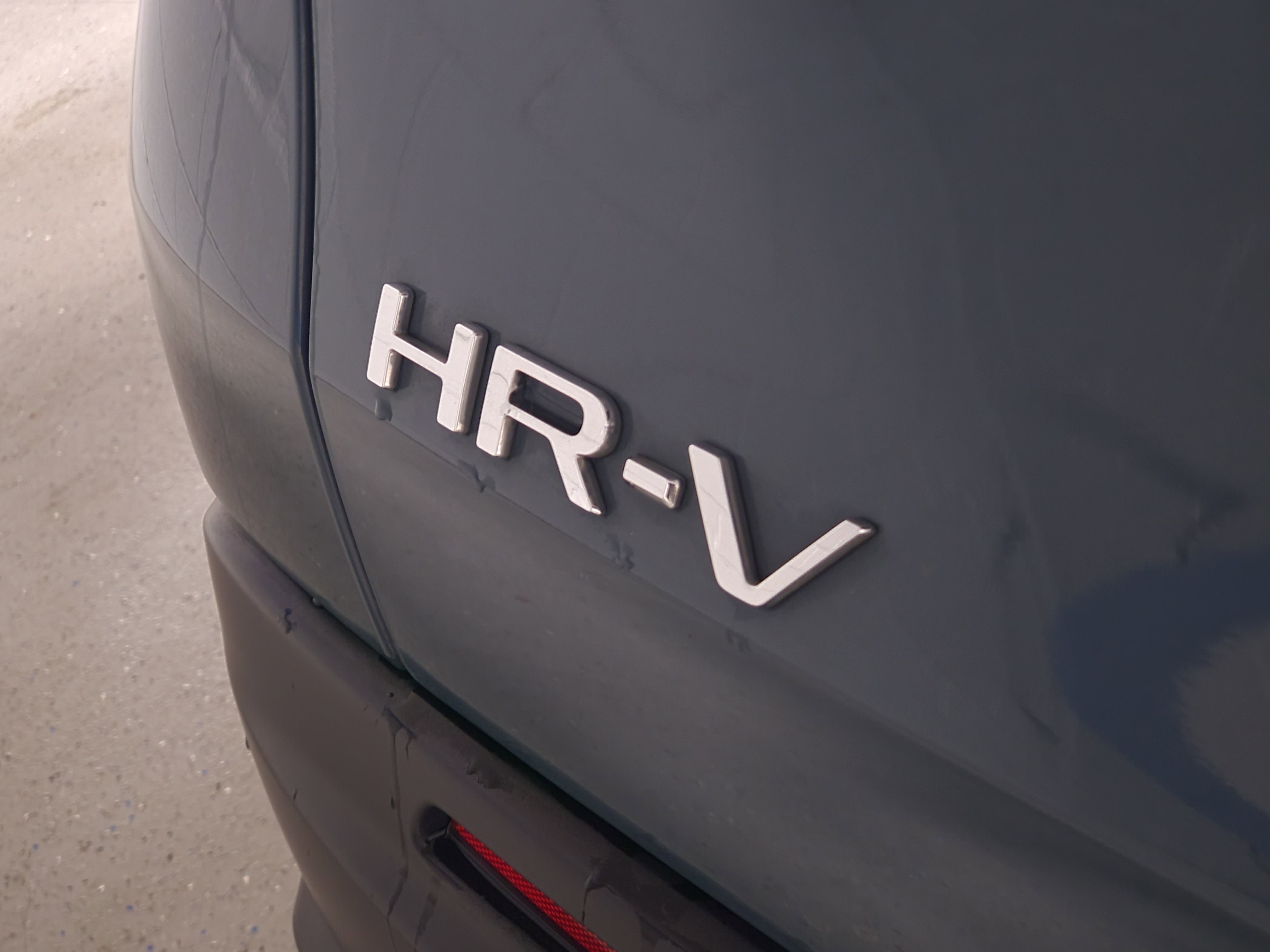 Used 2023 Honda HR-V LX image 8