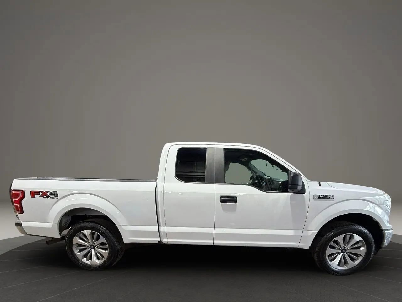 Used 2020 Ford F150 XL w/ Equipment Group 101A Mid AWD/4WD image 4