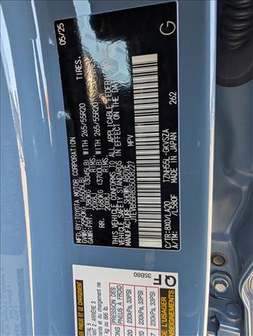 Used 2025 Toyota 4Runner Limited image 25